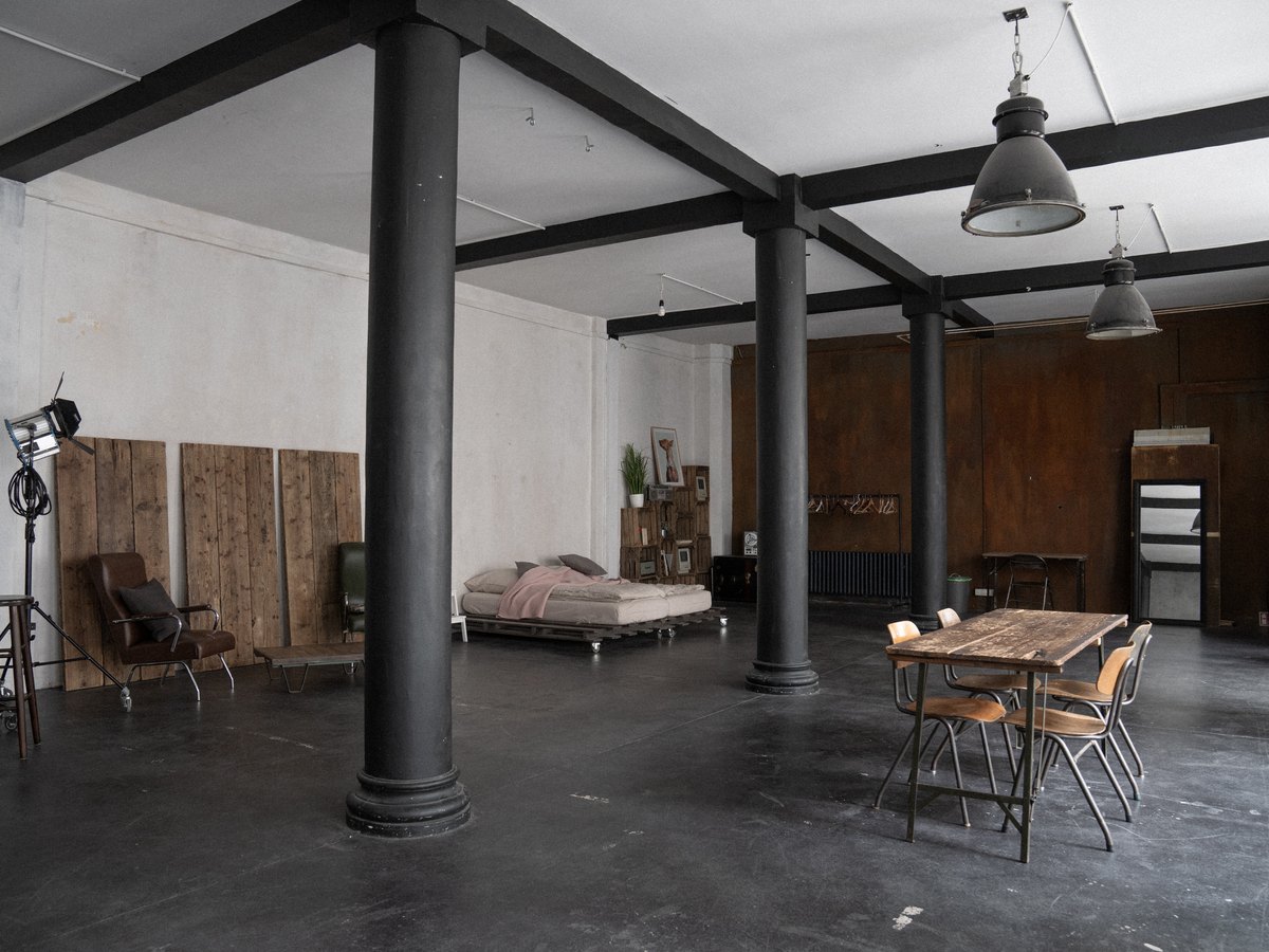 Studio image 7