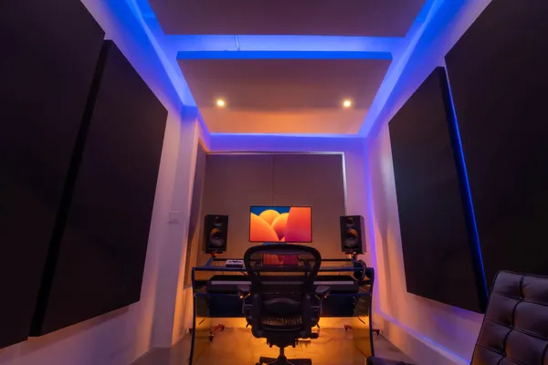 Professionelles Aufnahmestudio in DDorf – Tonstudio Düsseldorf in Düsseldorf