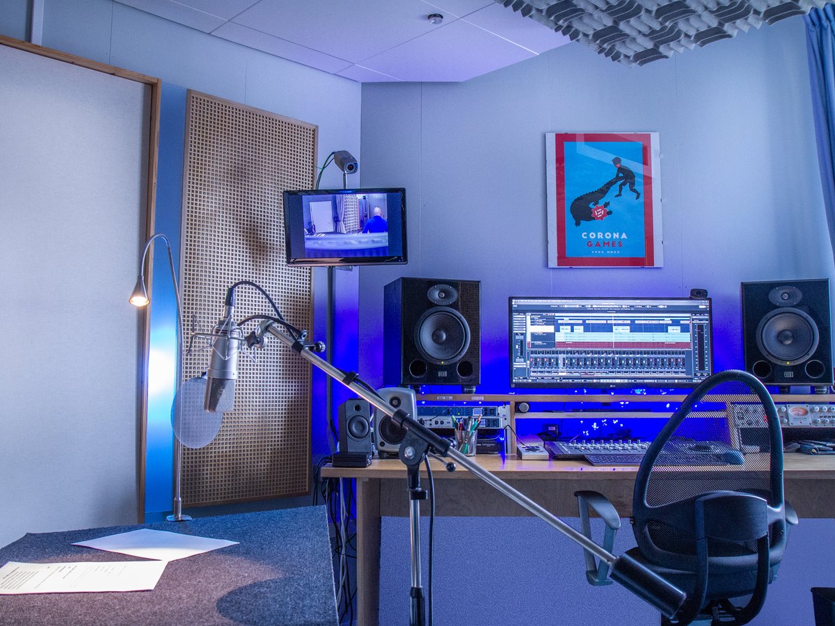 Studio image 7