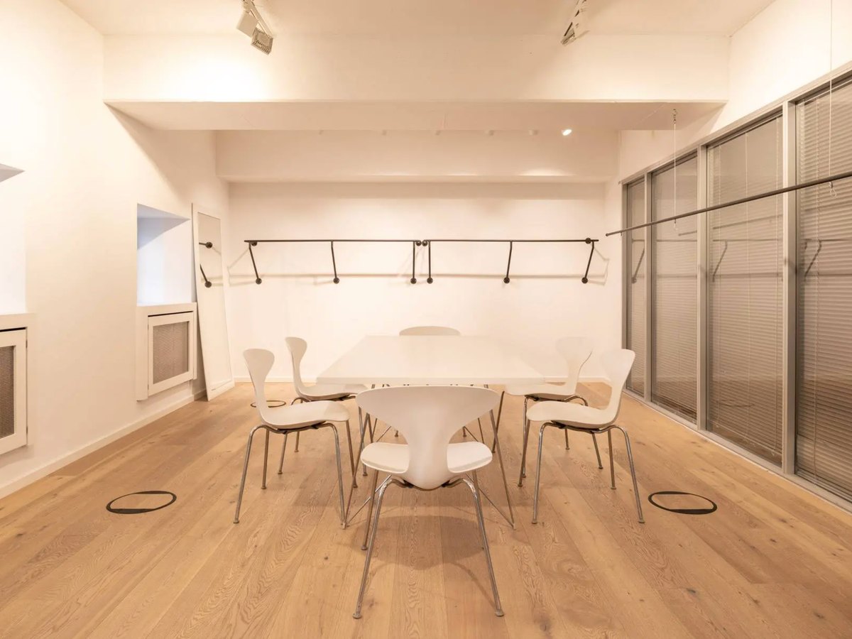 Studio image 5