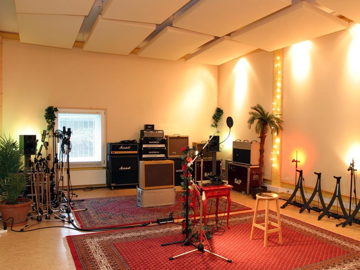 Studio image 4