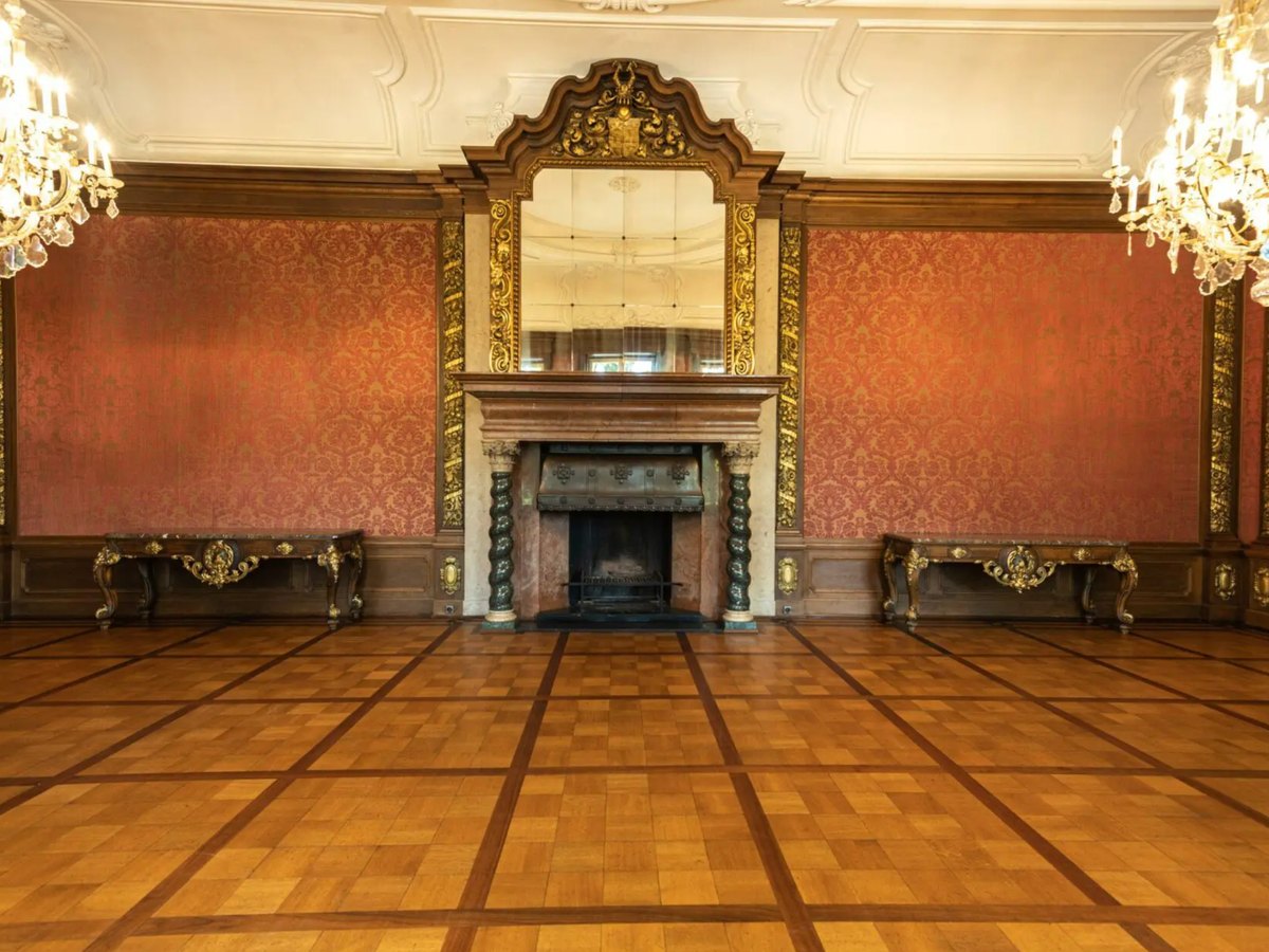 Studio image 9