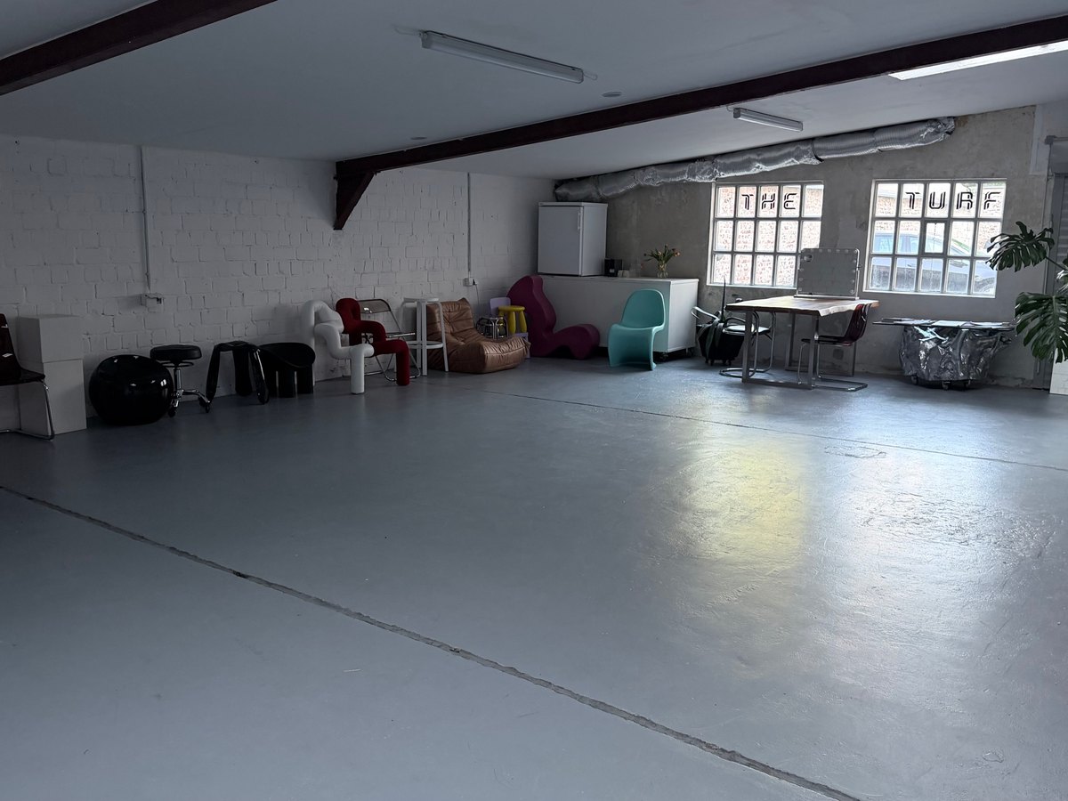 Studio image 4