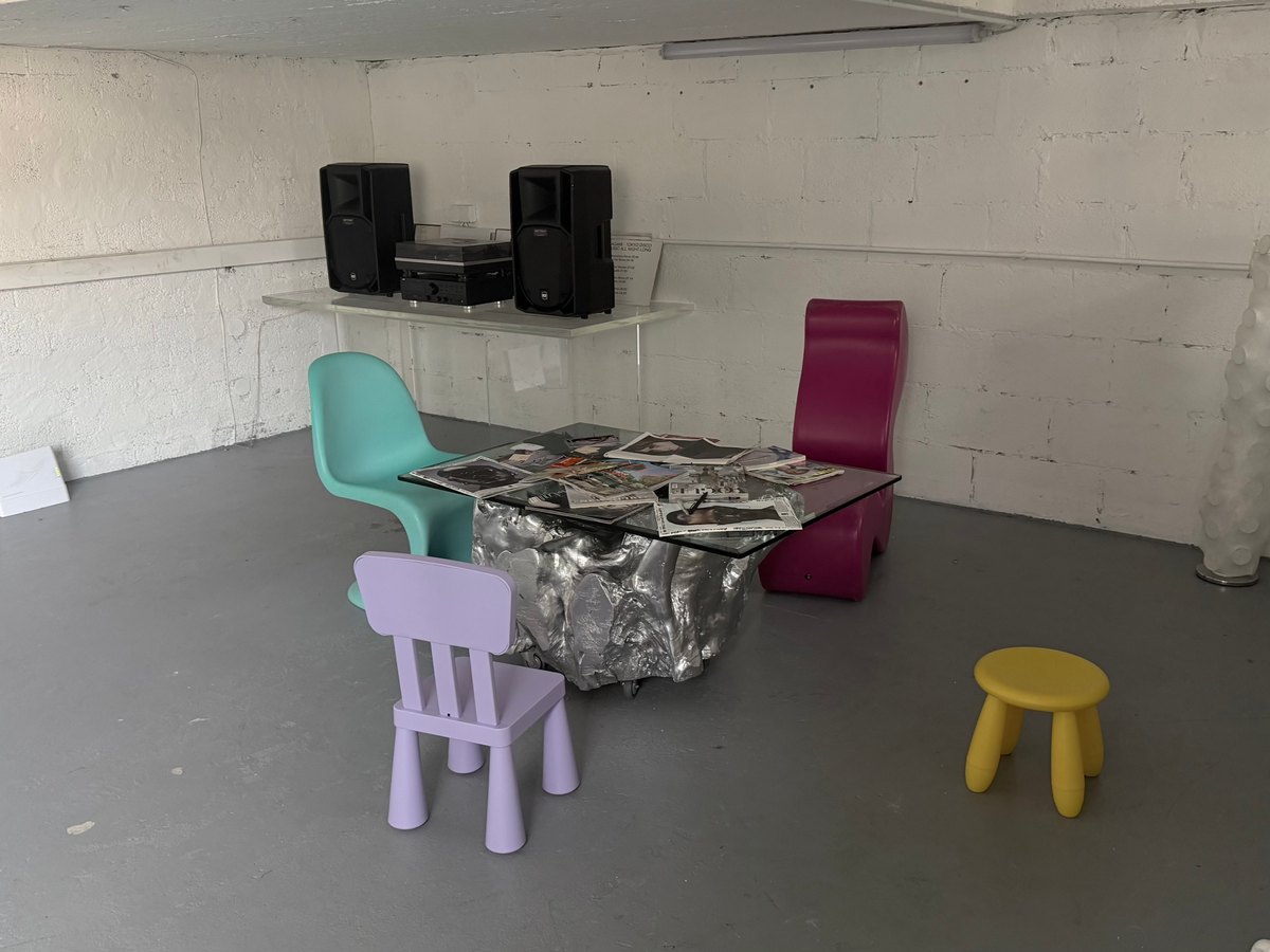 Studio image 6