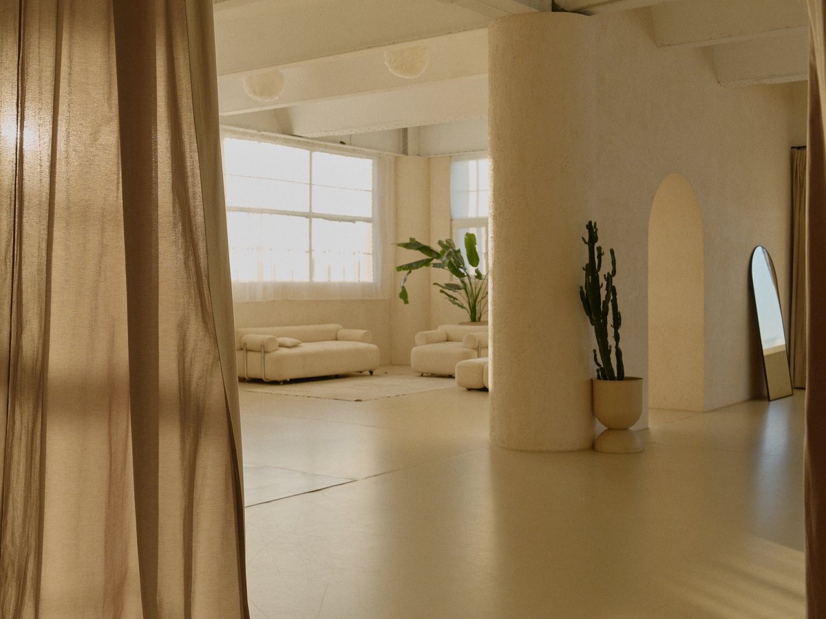 Studio image 9