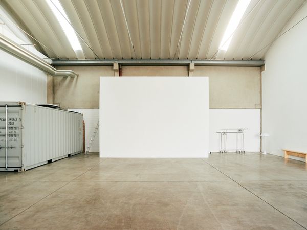 Studio sold out Studio - Image 1