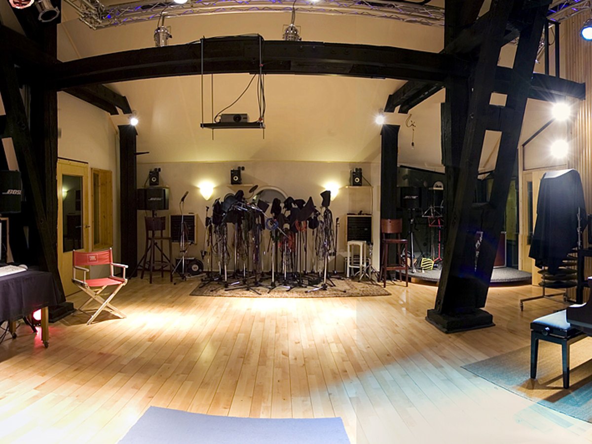 Studio image 7