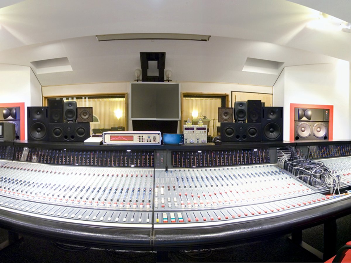 Studio image 8