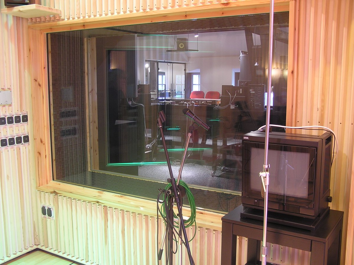 Studio image 9