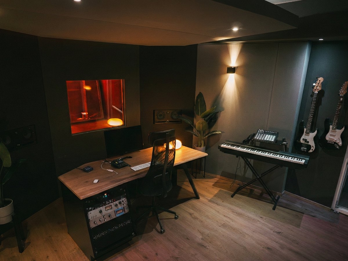 Studio image 5