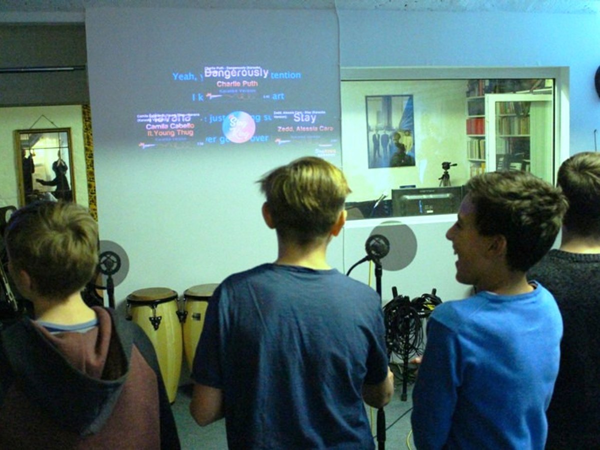 Studio image 6