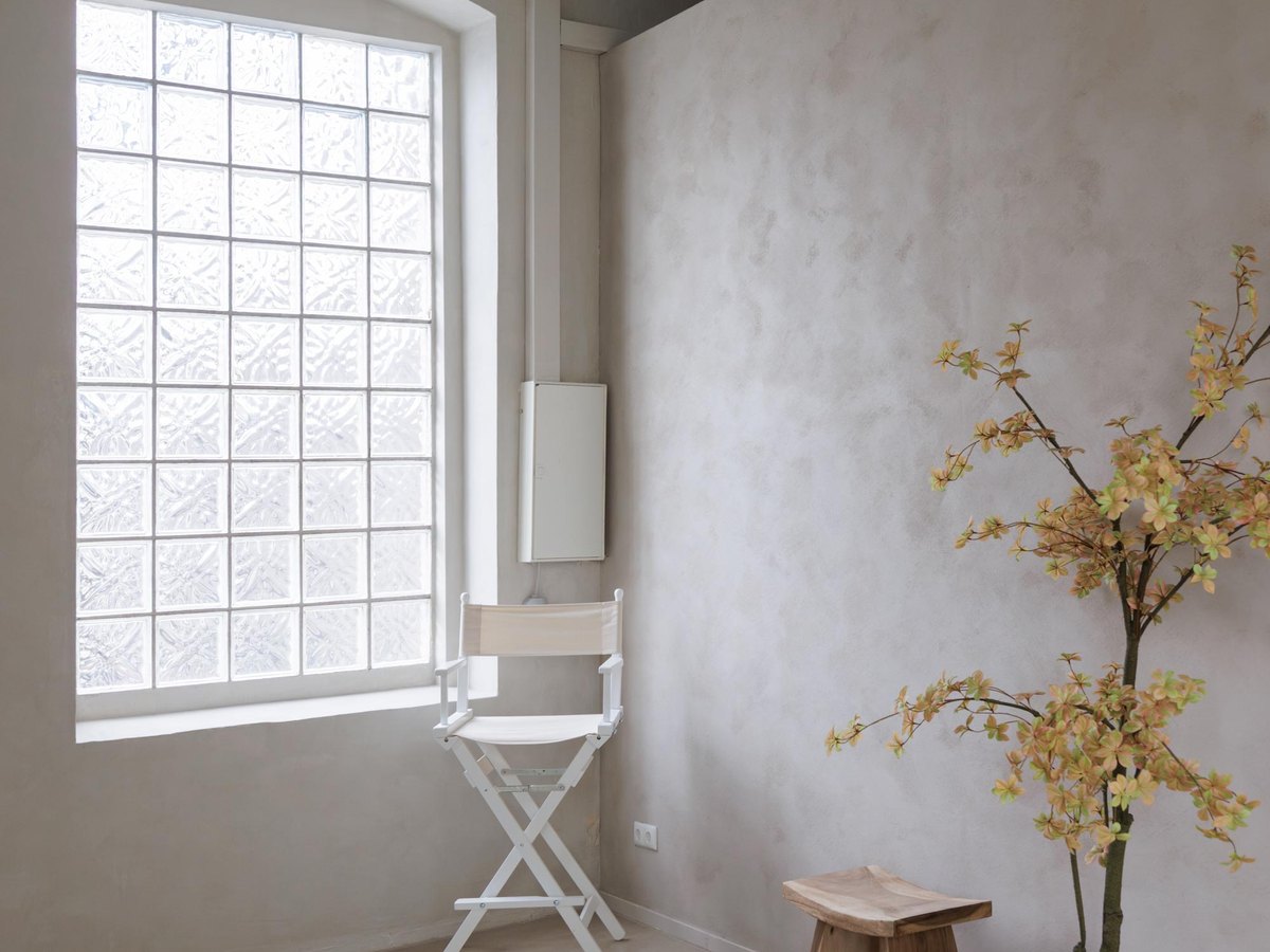 Studio image 10