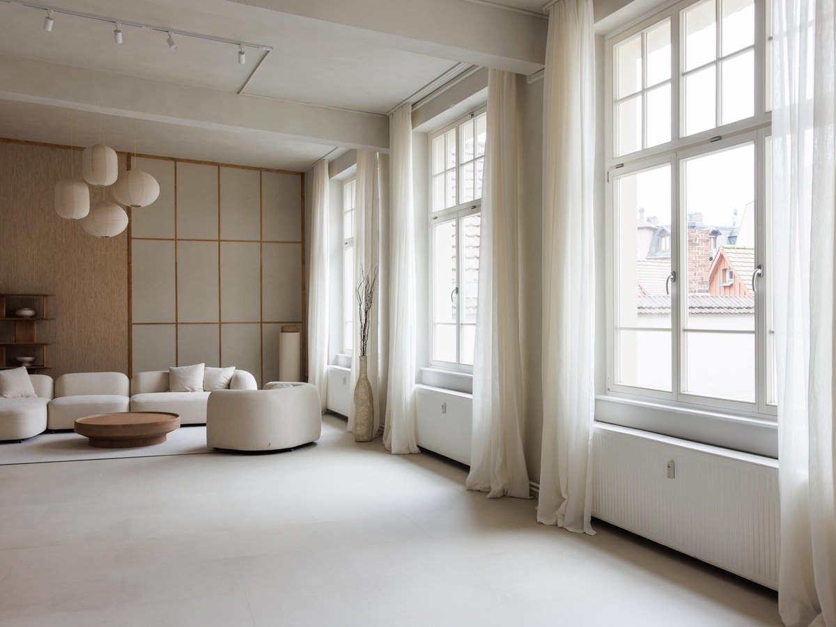 Studio image 7