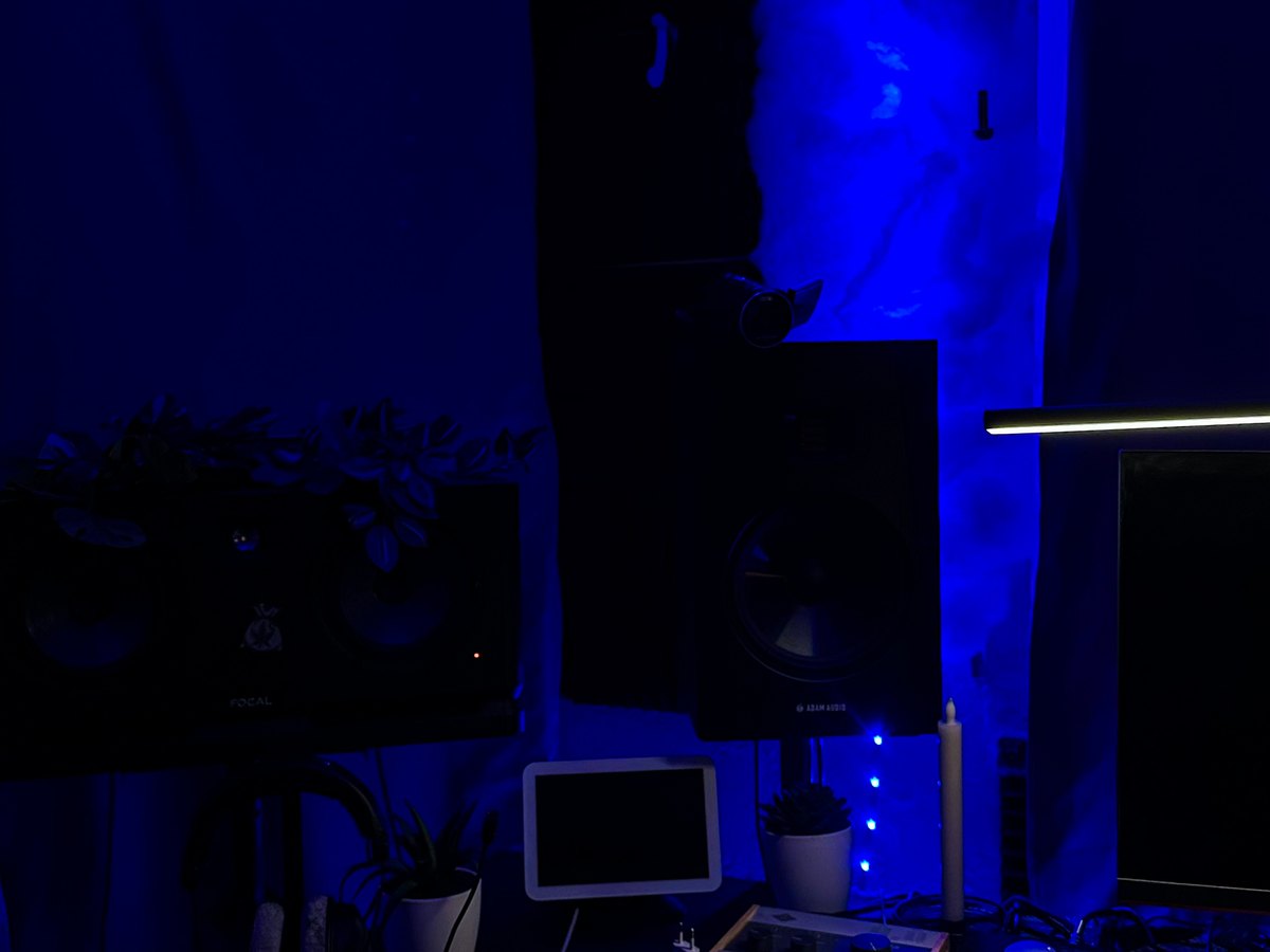 Studio image 9