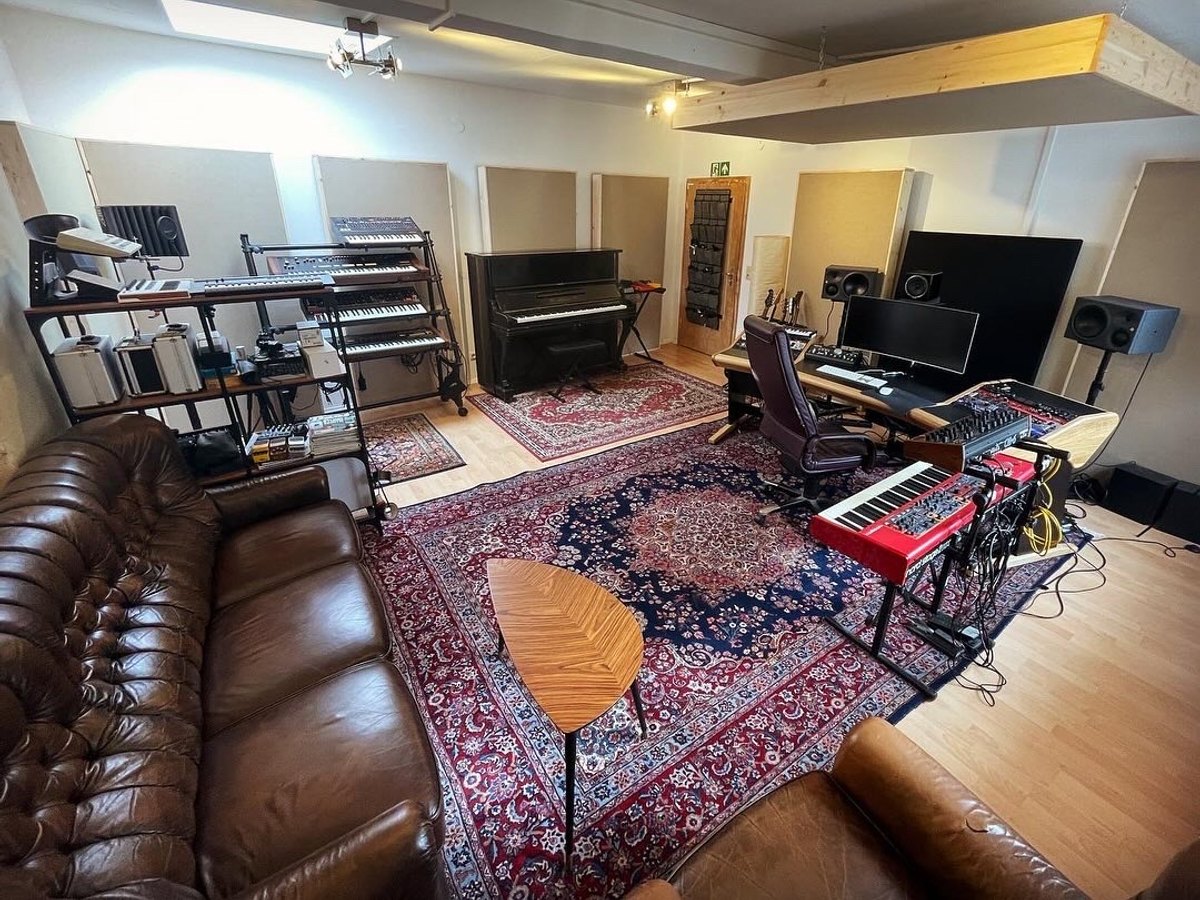 Studio image 4