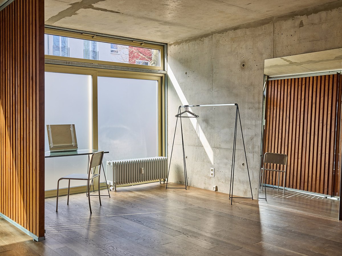 Studio image 4