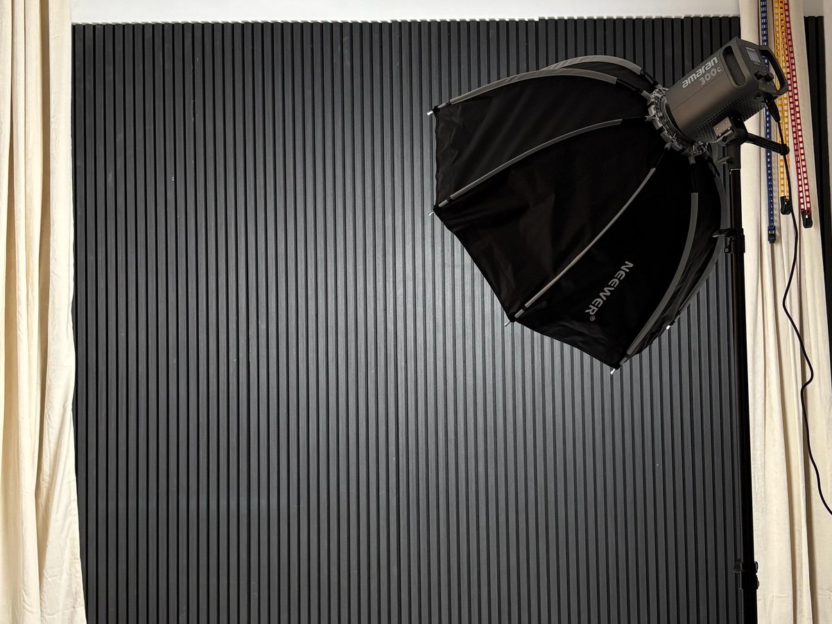 Studio image 7
