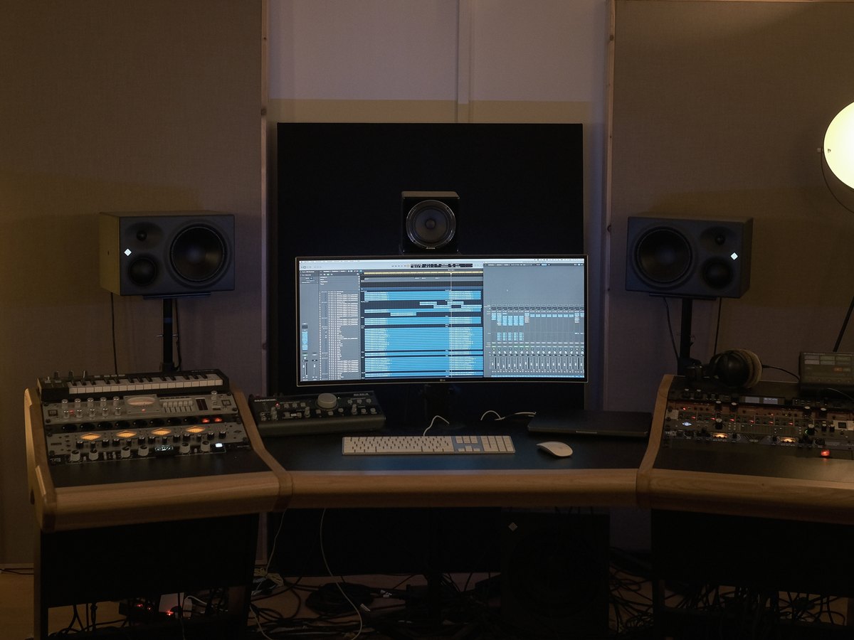 Studio image 6