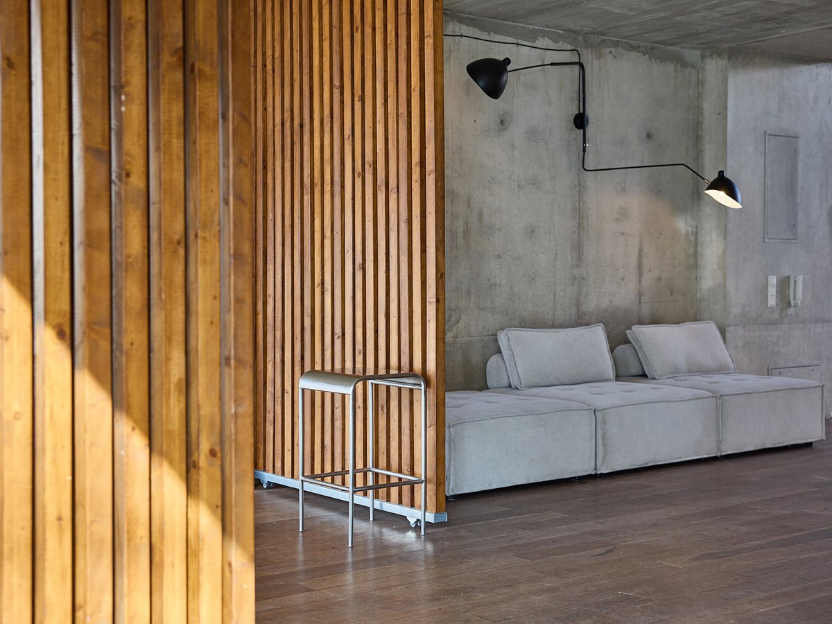Studio image 9