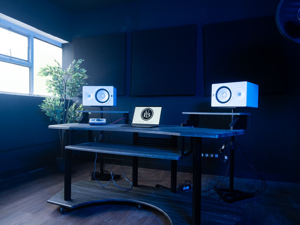 Studio image 5