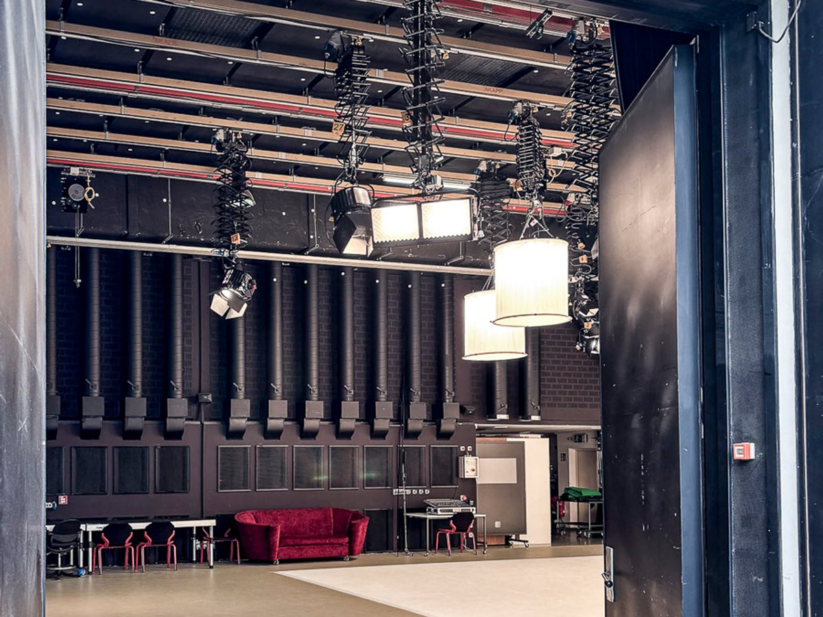 Studio image 12