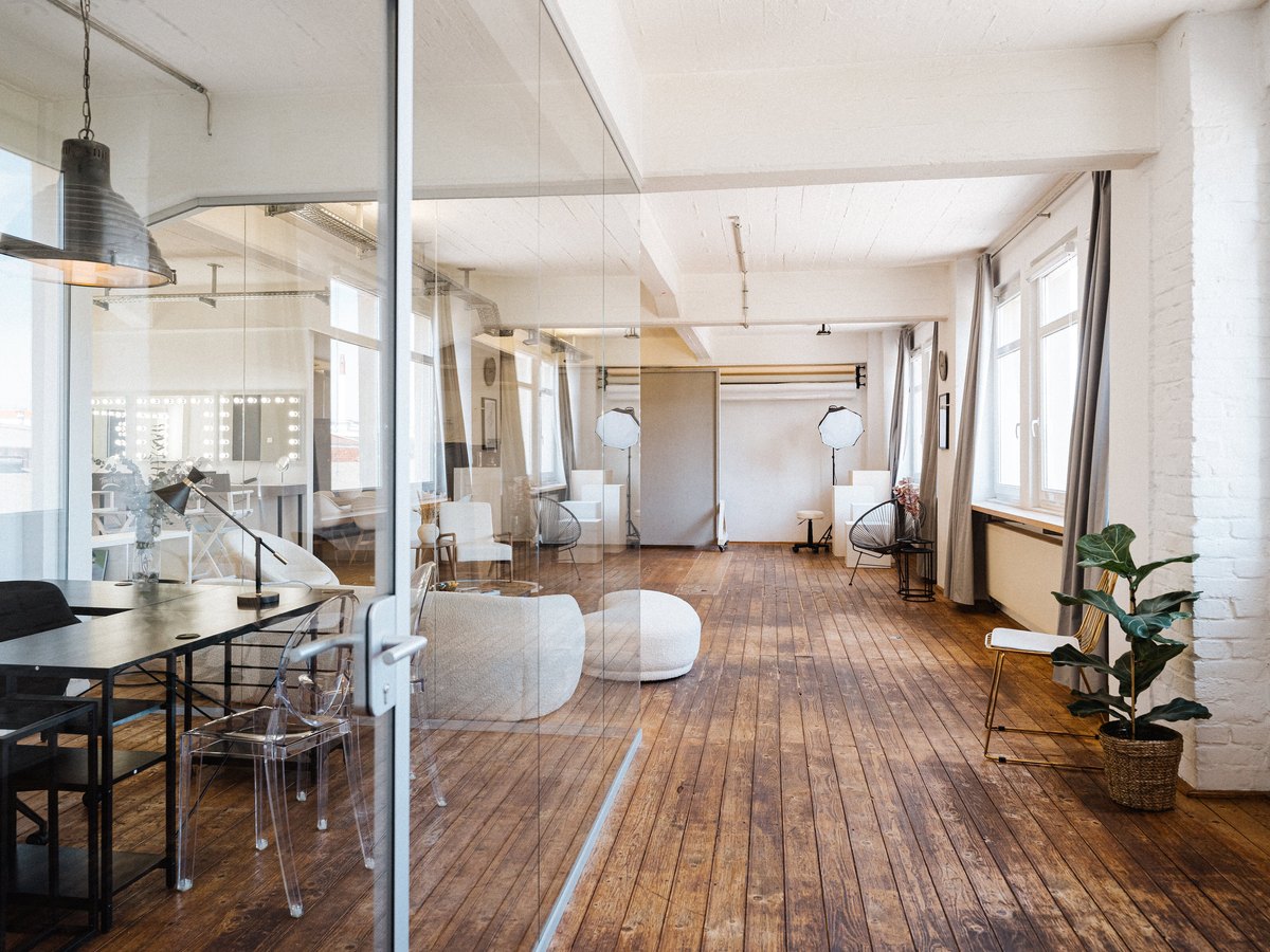 Studio image 9