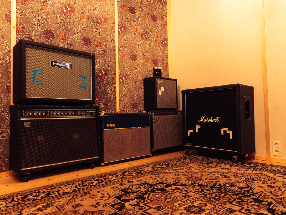 Studio image 6