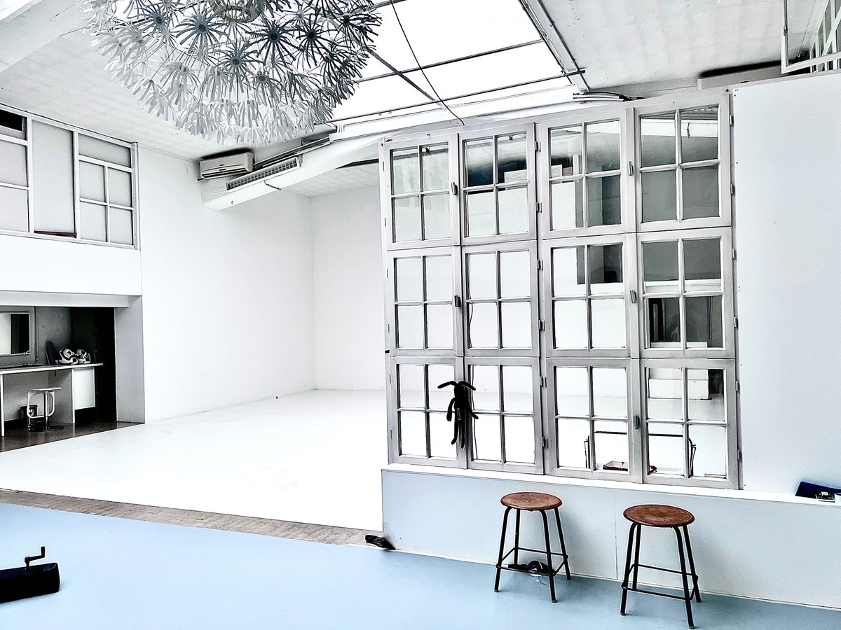 Studio image 6