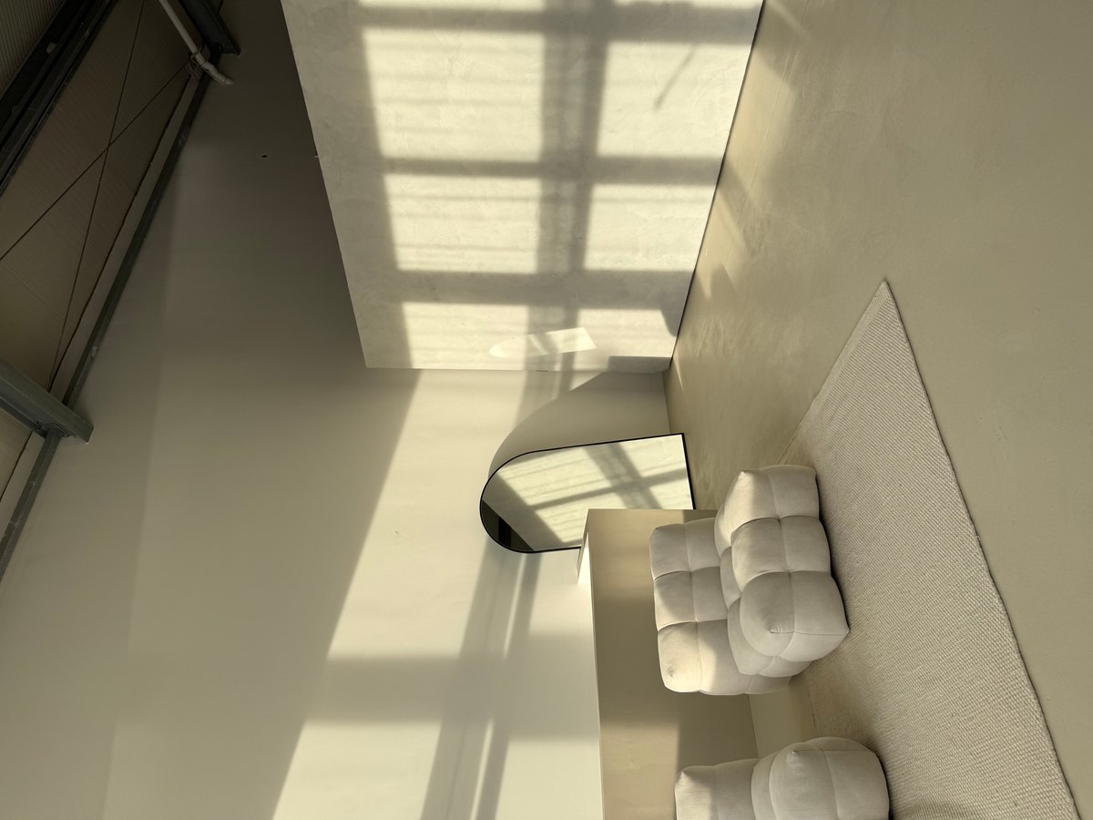 Studio image 17