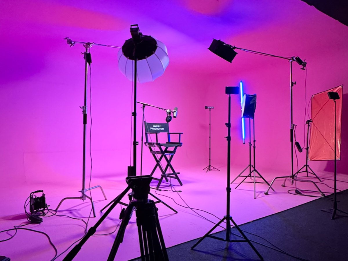 Studio image 11