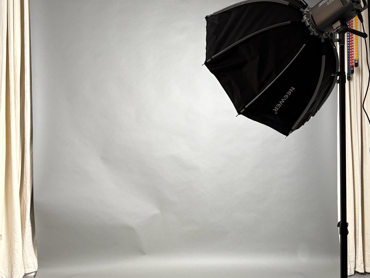 Studio image 6